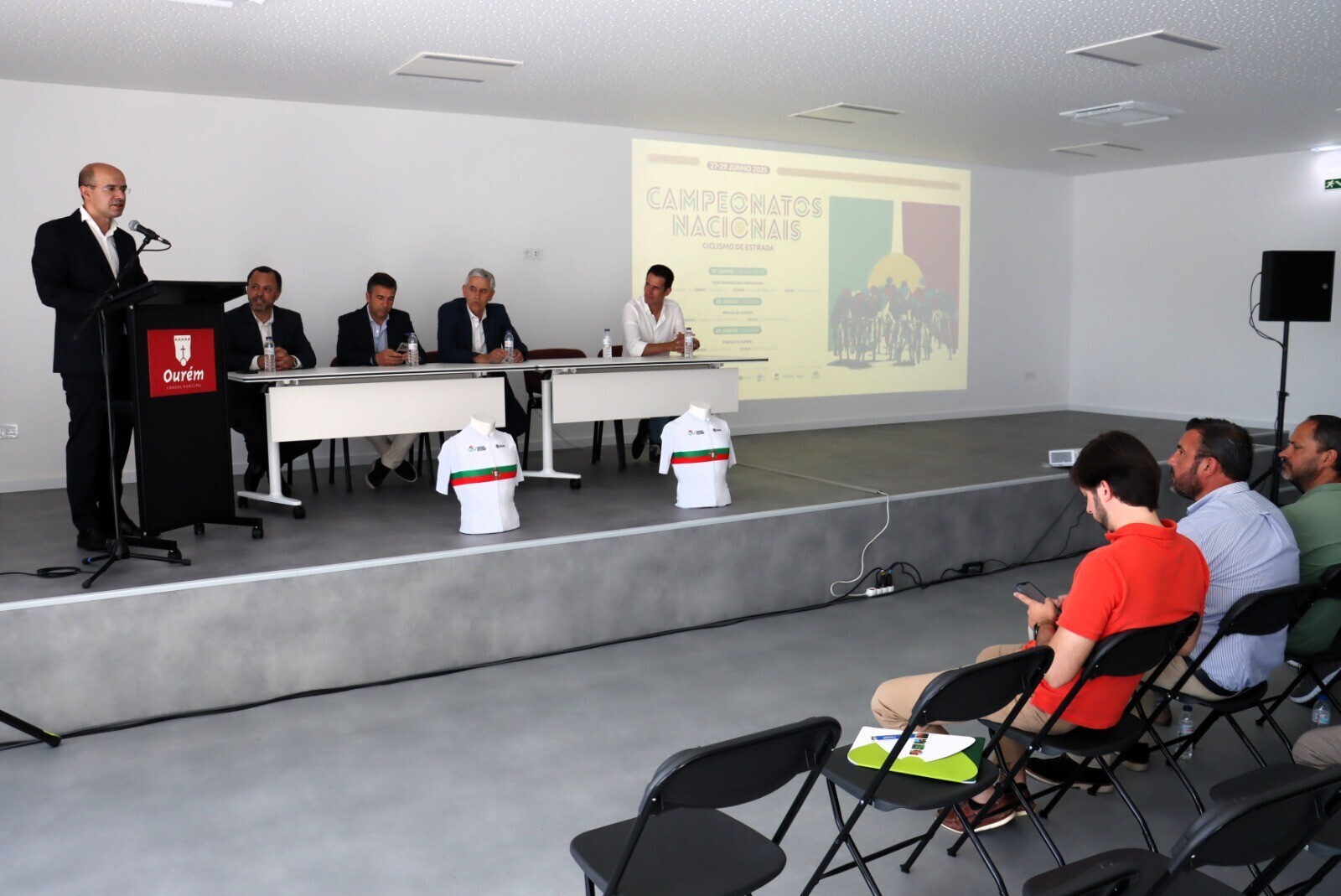 Alvaiázere recebe a 𝗘𝗱𝗶𝗰̧𝗮̃𝗼 𝟮𝟬𝟮𝟱 𝗱𝗼𝘀 𝗖𝗮𝗺𝗽𝗲𝗼𝗻𝗮𝘁𝗼𝘀 𝗡𝗮𝗰𝗶𝗼𝗻𝗮𝗶𝘀 𝗱𝗲 𝗖𝗶𝗰𝗹𝗶𝘀𝗺𝗼 𝗱𝗲 𝗘𝘀𝘁𝗿𝗮𝗱𝗮